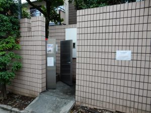 トーゴ,トーゴ大使館,ジュルス,目黒,バザー,日本トーゴ友好協会,ナチュテ キンケリバ,トーゴビール,フラッグ,キャッスル