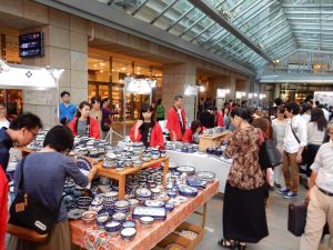 ポーランド,六本木,ショパン,陶器,ポーランド祭り,琥珀,コハク,ガラス細工,ファーマー,Pianoforte Japan,ポーランド大使館,マズルカ,ザムコヴェ