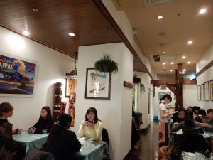 ハワイ,カハラ ルーム,横浜ワールドポーターズ,ロコモコ,ファイアー ロック,ハワイアンチキンカツ