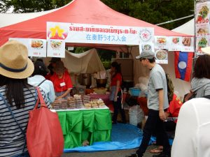 ラオスフェスティバル，ラオス焼酎，ラオビール，ラオ・ラーオ，木炭，ラオス，