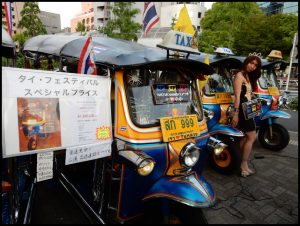 国歌，タイフェスティバル，タイフェス，トゥクトゥク，タイビール，