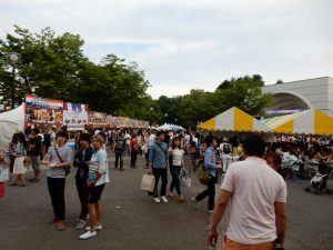 ラオスフェスティバル，ラオス焼酎，ラオビール，ラオ・ラーオ，木炭，ラオス，