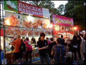 国歌，タイフェスティバル，タイフェス，トゥクトゥク，タイビール，