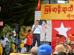 ミャンマー,ビルマ,ダディンジュ祭り,中野,国民民主連盟,スーチー,紅茶,NLD,ワダ・トゥトゥ