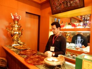 イラン,大使公邸,ペルシャじゅうたん,AAハラール,VENUS8,オリーブオイル,ポプソ,アーシェレシュテ,ゼリーフラワー,