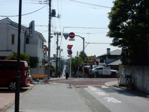 この十字路です